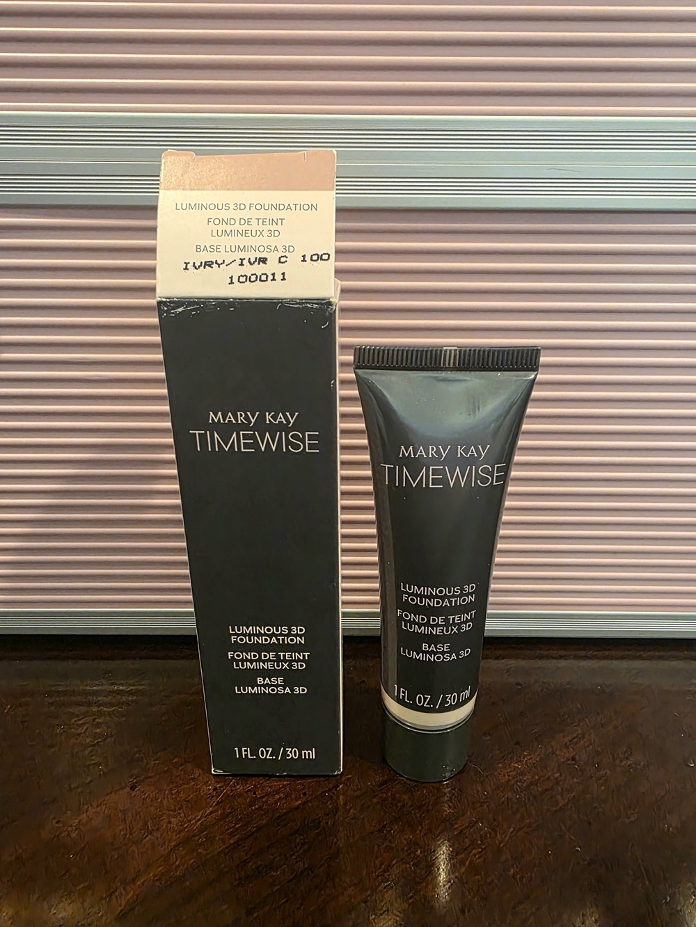 Mary Kay TW Luminous- Ivory C100